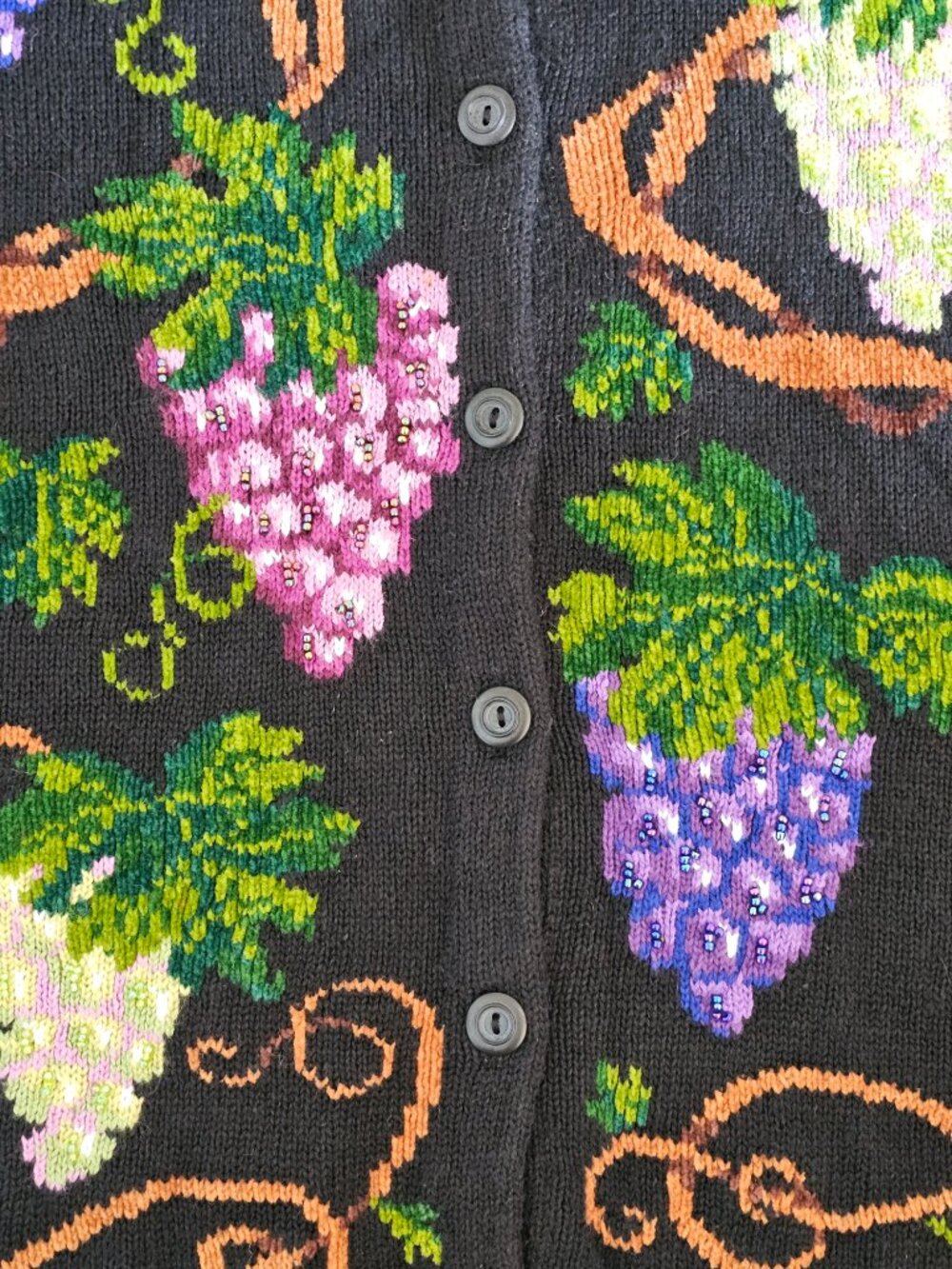 VINTAGE Design Options by Philip & Jane Gordon Grapes Novelty Cardigan Sweater - Picture 9 of 9